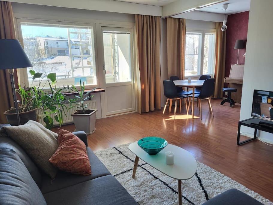 Cosy Two Rooms Apartment In Helsinki Buitenkant foto